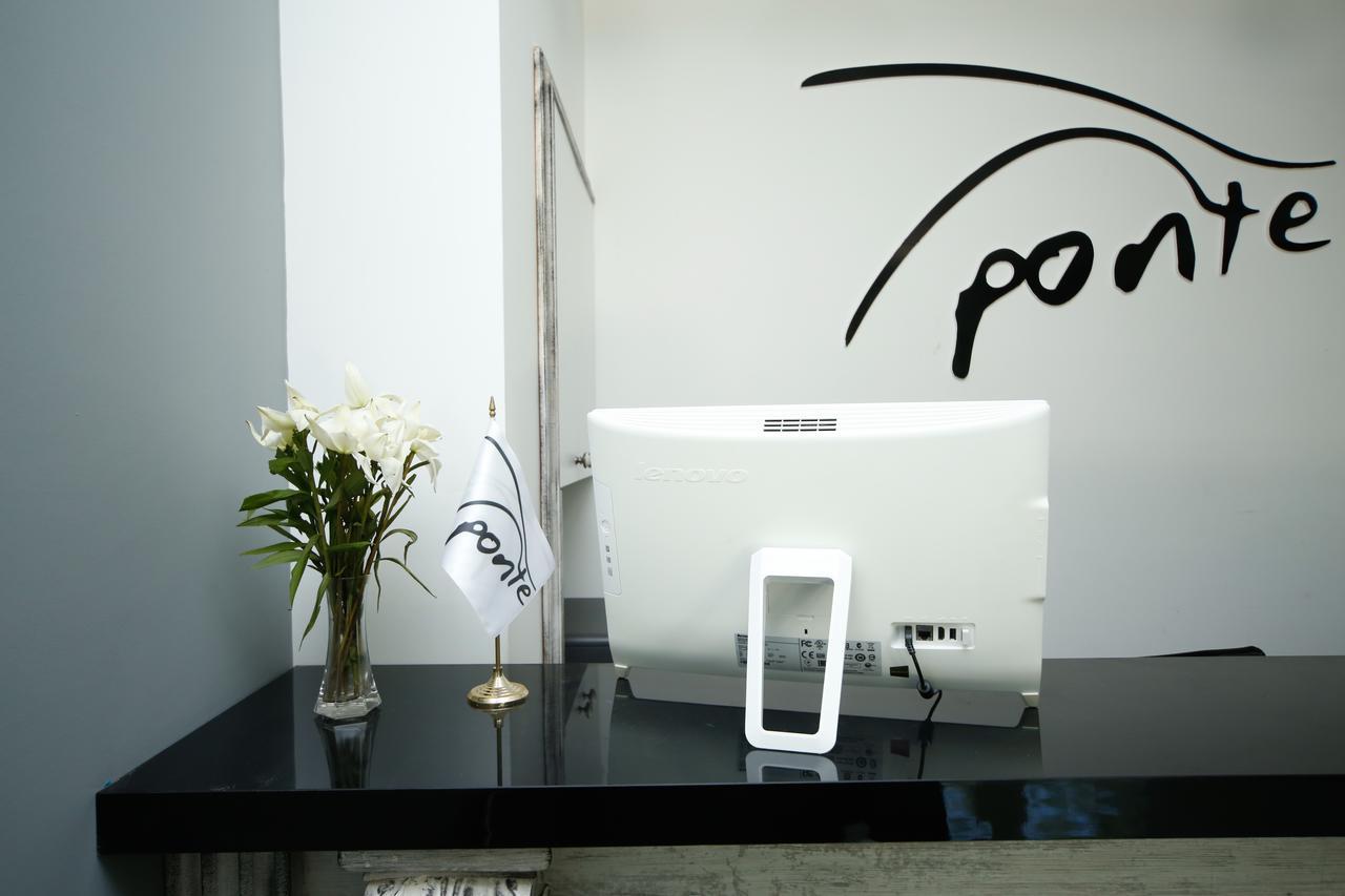 ホテル Ponte クタイシ エクステリア 写真